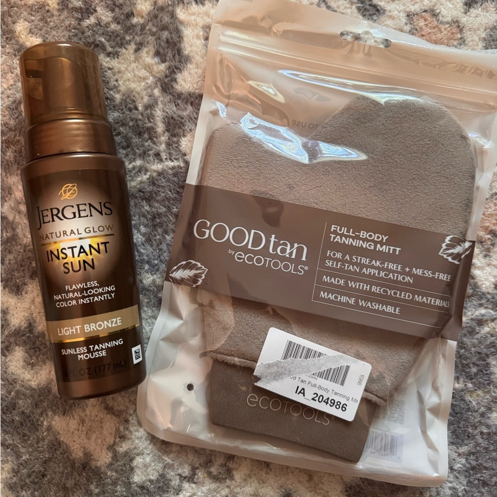 Jergens Natural Glow Instant Sun Light Bronze Mousse with EcoTools Tanning Mitt